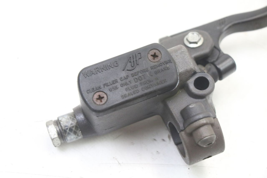 photo de BOMBA FRENO DELANTERO PEUGEOT TREKKER TKR 50 (2005 - 2014)