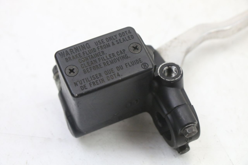 photo de BOMBA FRENO DELANTERO PEUGEOT SATELIS 125 (2013 - 2018)