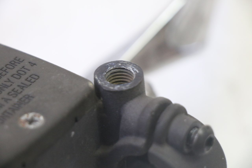 photo de CILINDRO MAESTRO DELANTERO PEUGEOT SATELIS 125 (2006 - 2009)