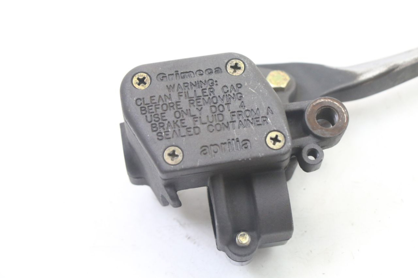 photo de BOMBA FRENO DELANTERO APRILIA SCARABEO GT TOURING 125 (1999 - 2005)