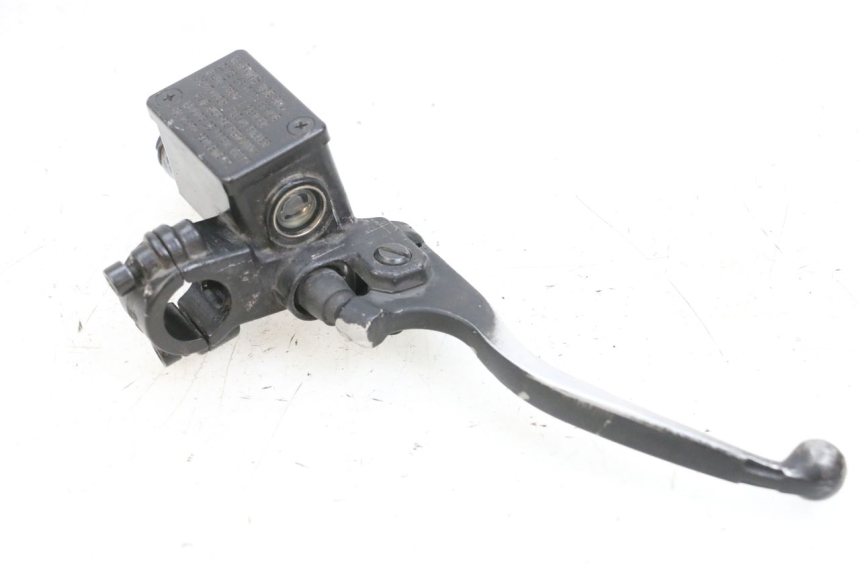 photo de BOMBA FRENO DELANTERO PEUGEOT SPEEDFIGHT 4 4T EFI 50 (2021 - 2025) - Detalles de los puntos de fijación