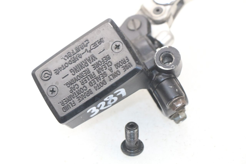 photo de CILINDRO MAESTRO DELANTERO YAMAHA TDM ABS 900 (2002 - 2014)