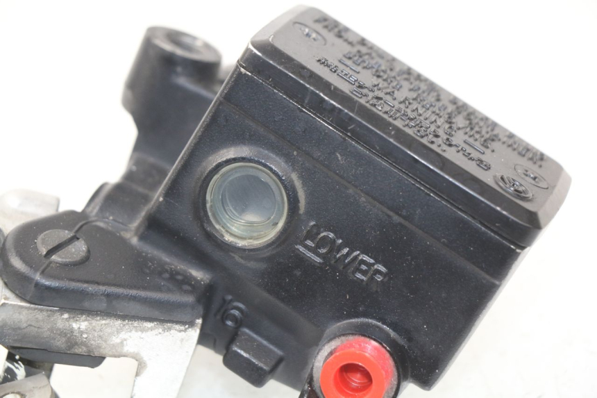 photo de CILINDRO MAESTRO DELANTERO YAMAHA TDM ABS 900 (2002 - 2014)