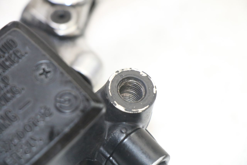 photo de CILINDRO MAESTRO DELANTERO YAMAHA TDM ABS 900 (2002 - 2014)