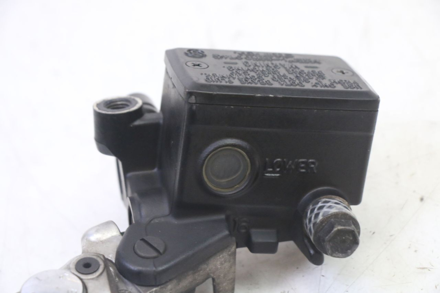 photo de CILINDRO MAESTRO DELANTERO YAMAHA TDM ABS 900 (2002 - 2014)