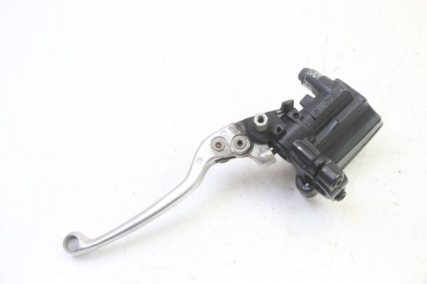 photo de CILINDRO MAESTRO DELANTERO YAMAHA TDM ABS 900 (2002 - 2014)