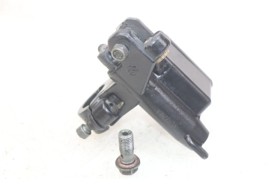 photo de BOMBA FRENO DELANTERO PEUGEOT VIVACITY NEW 2T 50 (2008 - 2017)