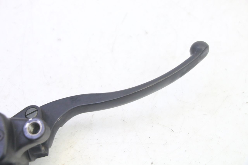 photo de CILINDRO MAESTRO DELANTERO DAELIM VJ ROADWIN FI 125 (2008 - 2017) - Primer plano técnico