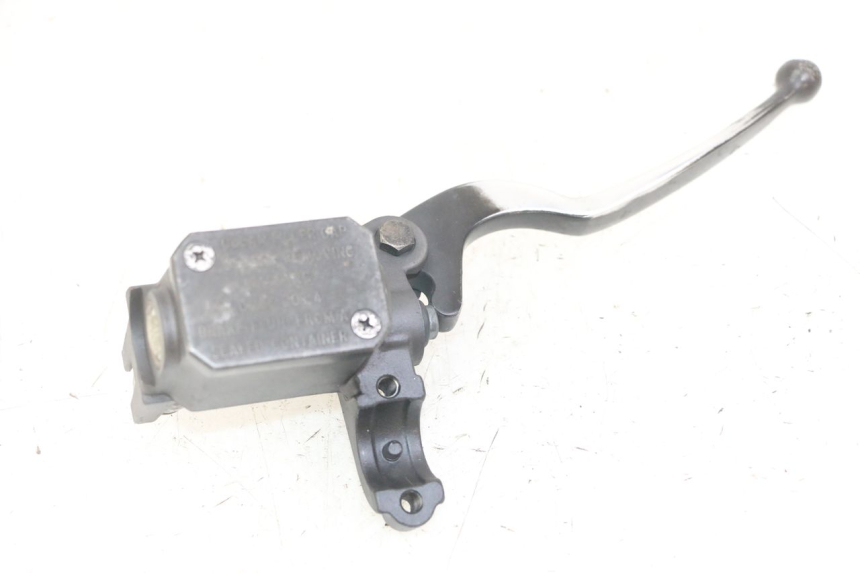 photo de CILINDRO MAESTRO DELANTERO YAMAHA X-MAX XMAX 125 (2010 - 2014)