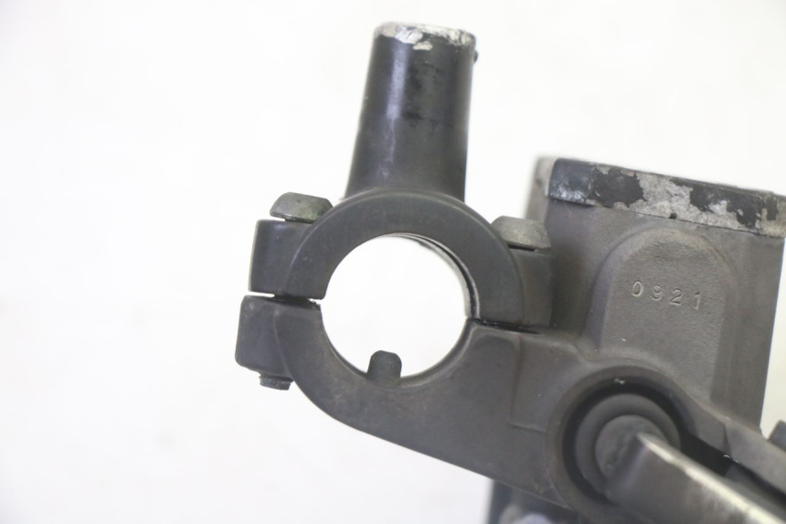 photo de CILINDRO MAESTRO DELANTERO YAMAHA X-MAX XMAX 125 (2010 - 2014)