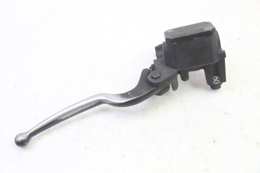 photo de CILINDRO MAESTRO DELANTERO YAMAHA X-MAX XMAX 125 (2010 - 2014)