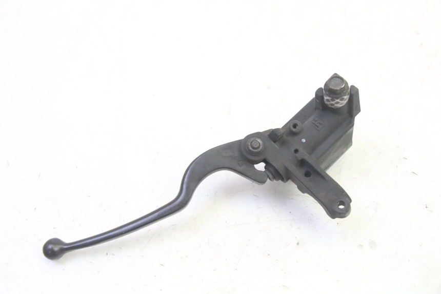 photo de CILINDRO MAESTRO DELANTERO YAMAHA X-MAX XMAX 125 (2010 - 2014)