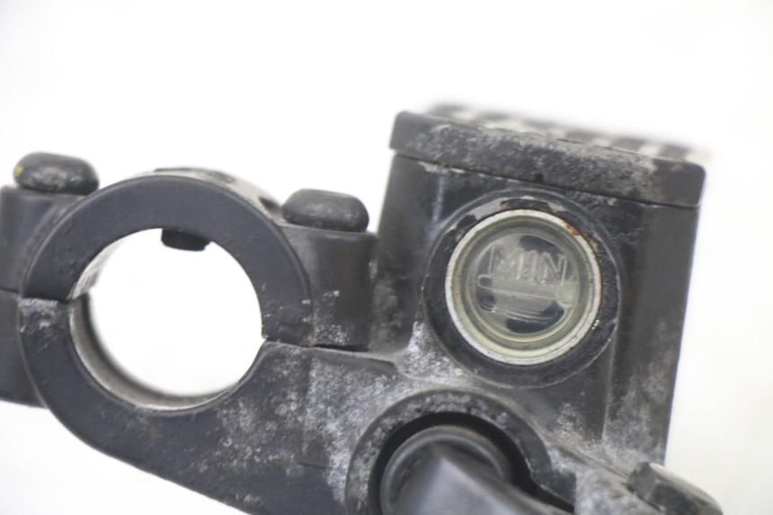 photo de BOMBA FRENO DELANTERO PIAGGIO XEVO - X EVO 125 (2007 - 2016) - Primer plano técnico