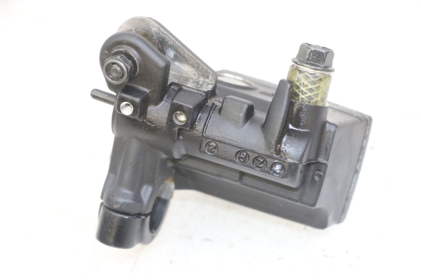 photo de BOMBA FRENO DELANTERO YAMAHA XJ6 ABS 600 (2008 - 2016)