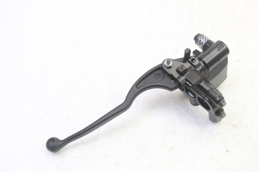 photo de BOMBA FRENO DELANTERO YAMAHA XMAX X-MAX 125 (2021 - 2025)