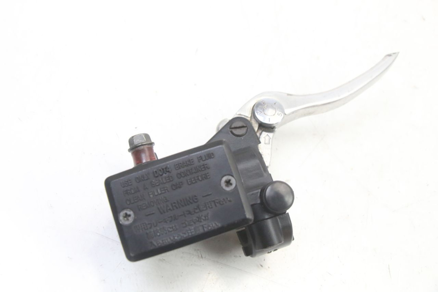photo de CILINDRO MAESTRO DELANTERO YAMAHA FZS FAZER 600 (2001 - 2003)