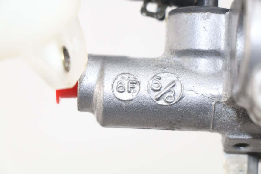photo de BOMBA FRENO DELANTERO YAMAHA YZF R 125 (2008 - 2013)