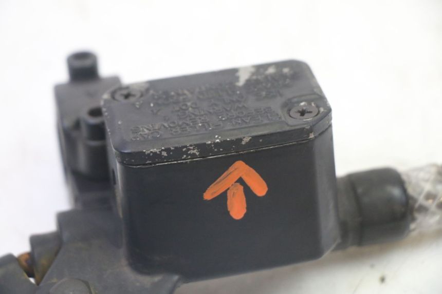 photo de BOMBA FRENO DELANTERO YAMAHA YP MAJESTY 125 (2007 - 2010)