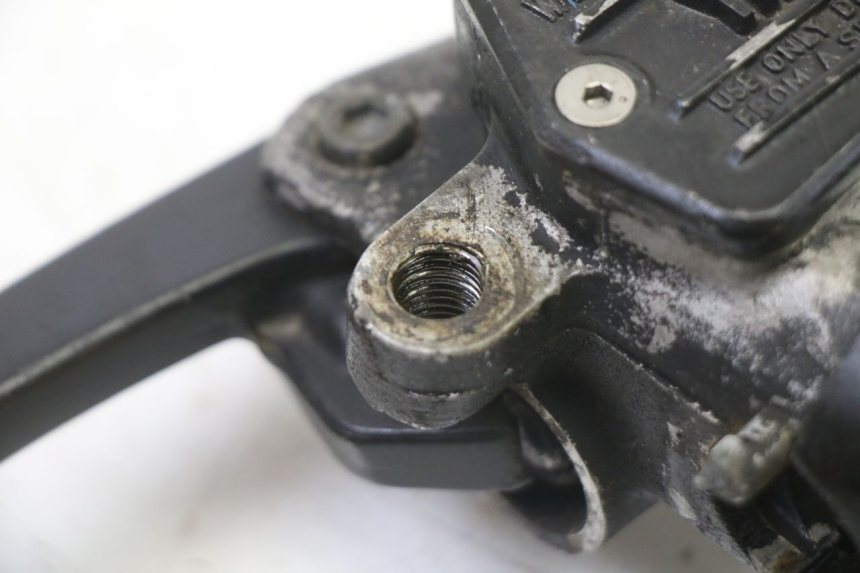 photo de BOMBA EMBRAGUE YAMAHA FJ 36Y 1100 (1984 - 1985)