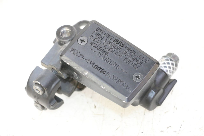 photo de CILINDRO MAESTRO DE EMBRAGUE YAMAHA FJR ABS 1300 (2016 - 2020)
