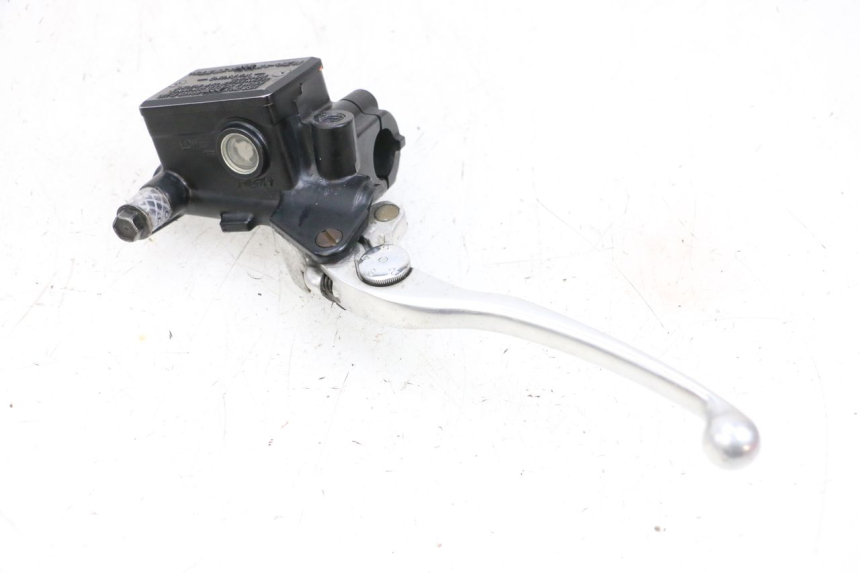 photo de CILINDRO MAESTRO EMBRAGUE YAMAHA FJR ABS 1300 (2006 - 2012) - Marcados y referencias originales