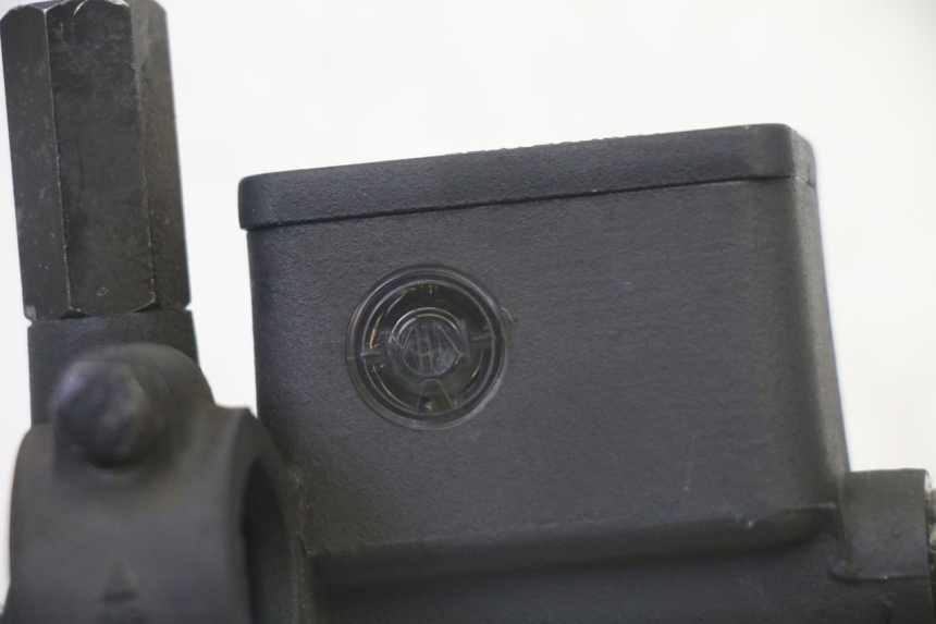 photo de BOMBA FRENO TRASERO QUADRO 4 4D 350 (2015 - 2018)