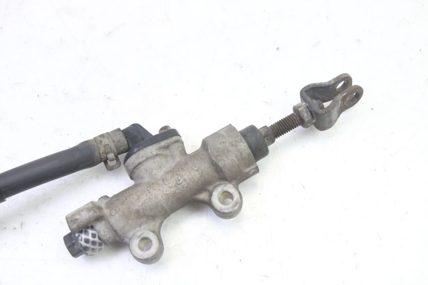photo de CILINDRO MAESTRO DE FRENO TRASERO HONDA CBR RR FIREBLADE 900 (1992 - 1994)