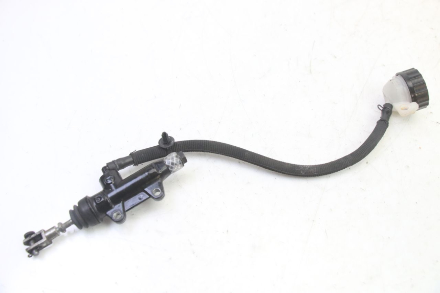 photo de BOMBA FRENO TRASERO BMW G310 R 310 (2016 - 2020)