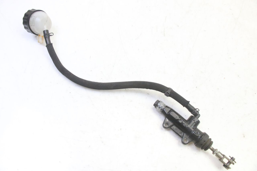 photo de BOMBA FRENO TRASERO BMW G310 R 310 (2016 - 2020)