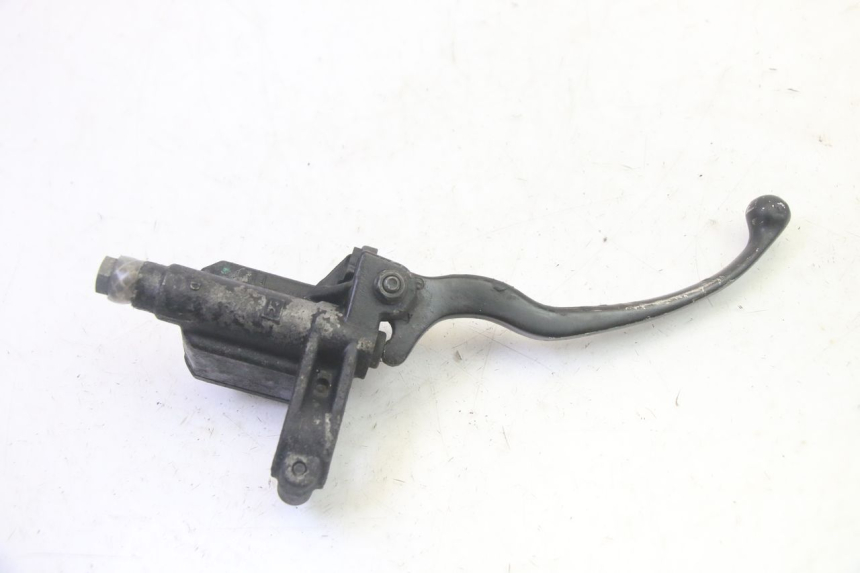 photo de CILINDRO MAESTRO DE FRENO TRASERO PIAGGIO MP3 RL 250 (2007 - 2010) - Detalles de los puntos de fijación