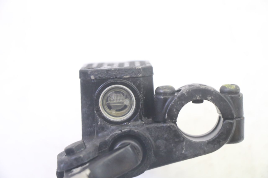 photo de CILINDRO MAESTRO DE FRENO TRASERO PIAGGIO MP3 RL 250 (2006 - 2010) - Primer plano técnico