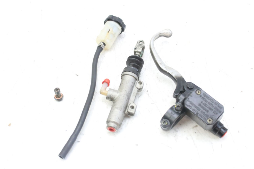 photo de CILINDRO MAESTRO DE FRENO TRASERO PIAGGIO MP3 RL 250 (2007 - 2010)