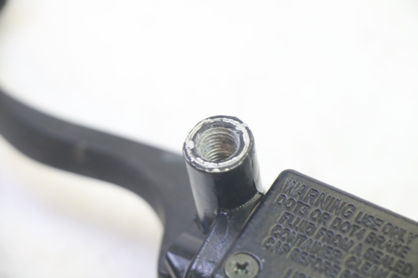 photo de BOMBA FRENO TRASERO EFUN PUSA 1 - Otra perspectiva