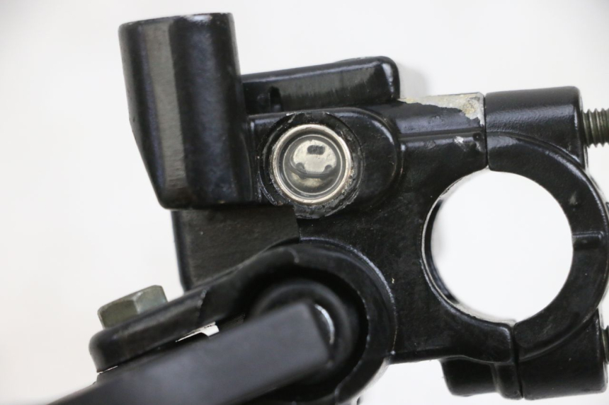 photo de BOMBA FRENO TRASERO EFUN PUSA 1 - Zoom estado de uso