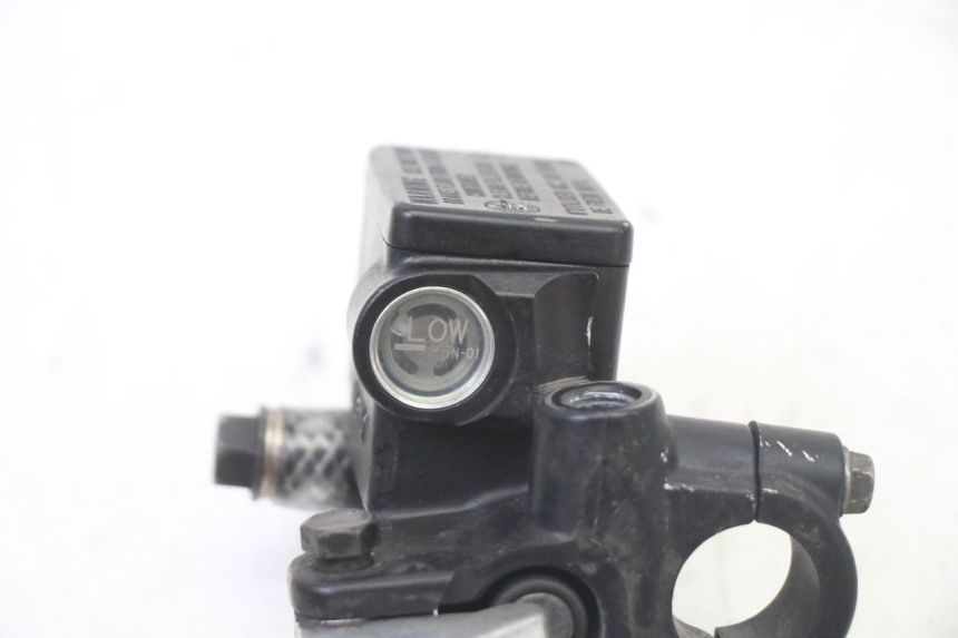 photo de BOMBA FRENO TRASERO PEUGEOT SATELIS 125 (2013 - 2018)