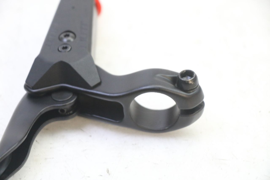 photo de MASTERCILINDRO DE FRENOS TRASERO DUALTRON VICTOR LIMITED 1