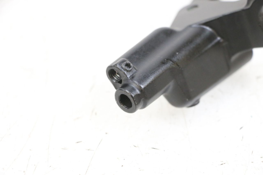 photo de MASTERCILINDRO DE FRENOS TRASERO DUALTRON VICTOR LIMITED 1