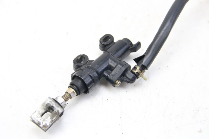 photo de CILINDRO MAESTRO DE FRENO TRASERO PEUGEOT XP6 50 (1997 - 2003)