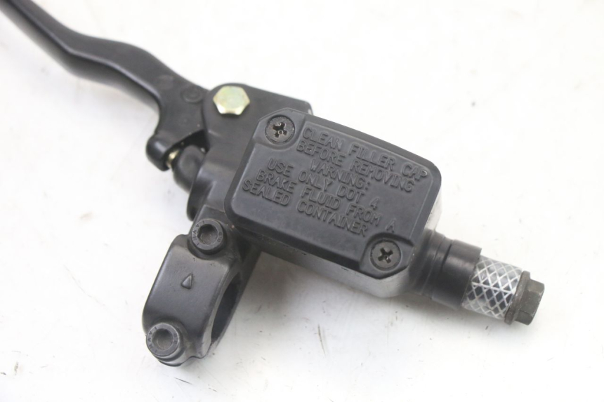 photo de BOMBA FRENO TRASERO YAMAHA YP MAJESTY 125 (2007 - 2010)