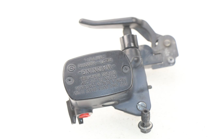 photo de BOMBA FRENO TRASERO YAMAHA YP T-MAX TMAX 530 (2017 - 2020)