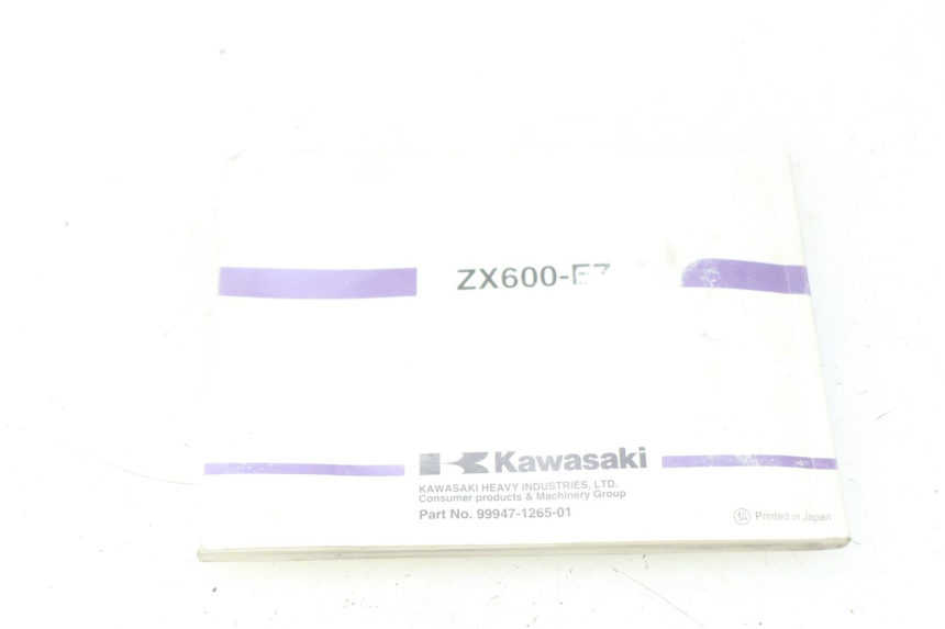 photo de MANUAL DEL USUARIO KAWASAKI ZZR 600 (1995 - 2004)