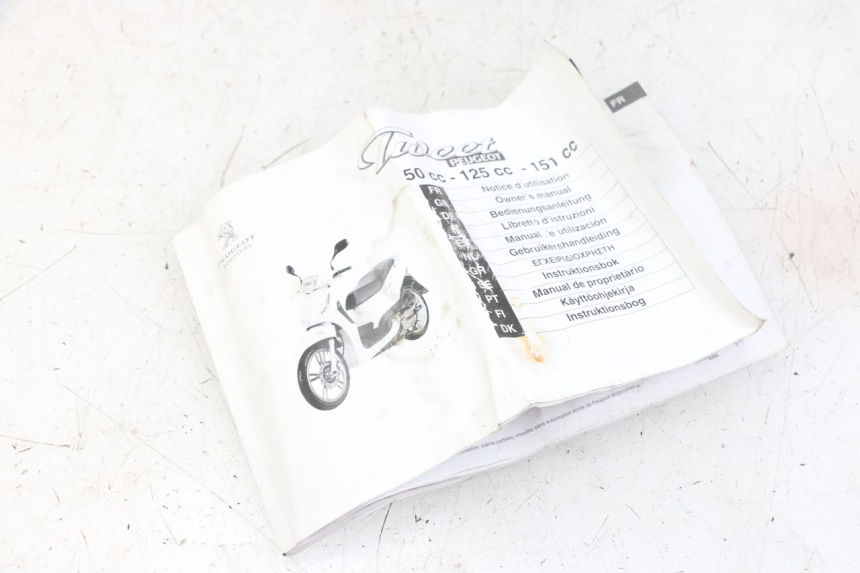 photo de MANUAL DEL USUARIO PEUGEOT TWEET 4T 50 (2014 - 2019)