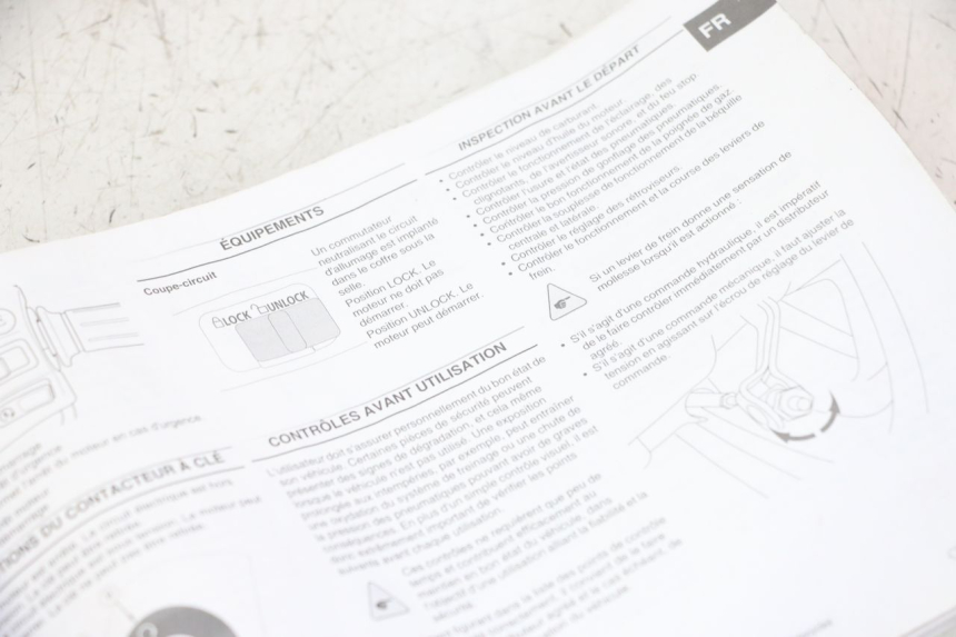 photo de MANUAL DEL USUARIO PEUGEOT TWEET 4T 50 (2014 - 2019)