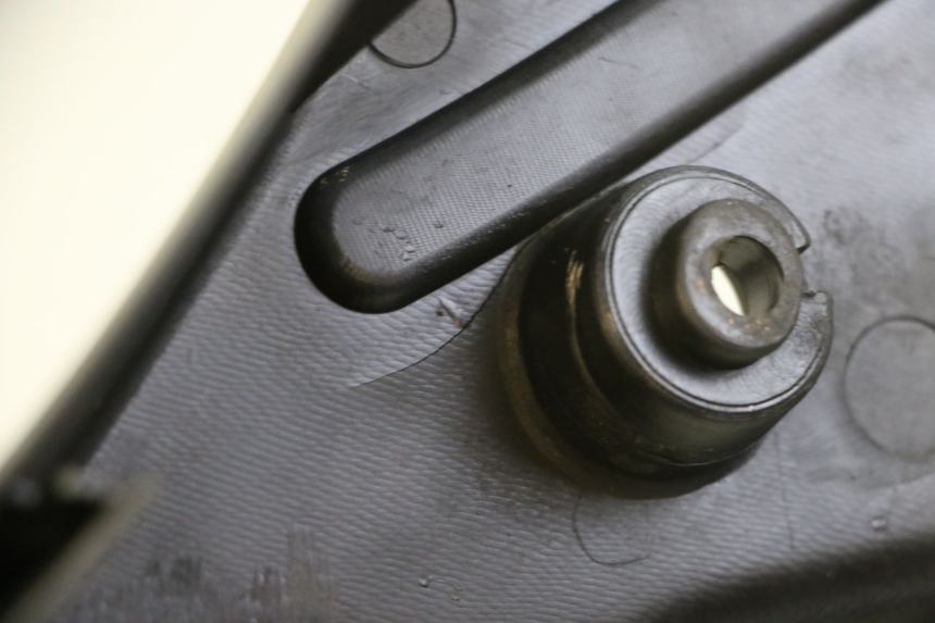 photo de ESTRIBO KYMCO AGILITY 4T 50 (2005 - 2018)