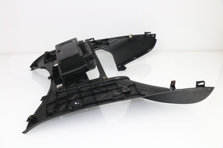 photo de TAPA REPOSAPIES SYM ALLO 50 (2010 - 2014)