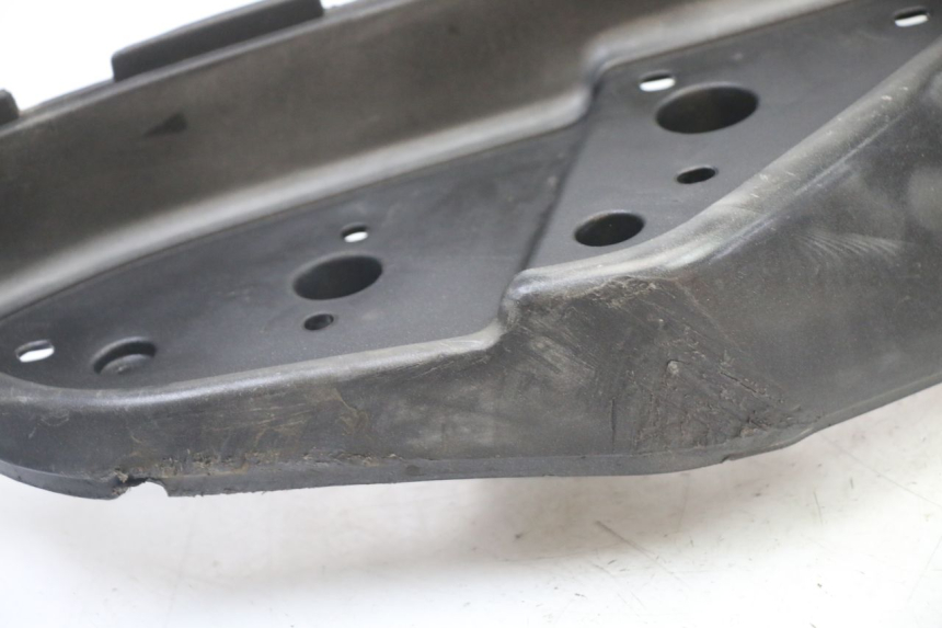 photo de TAPA REPOSAPIES APRILIA ATLANTIC 125 (2003 - 2009)