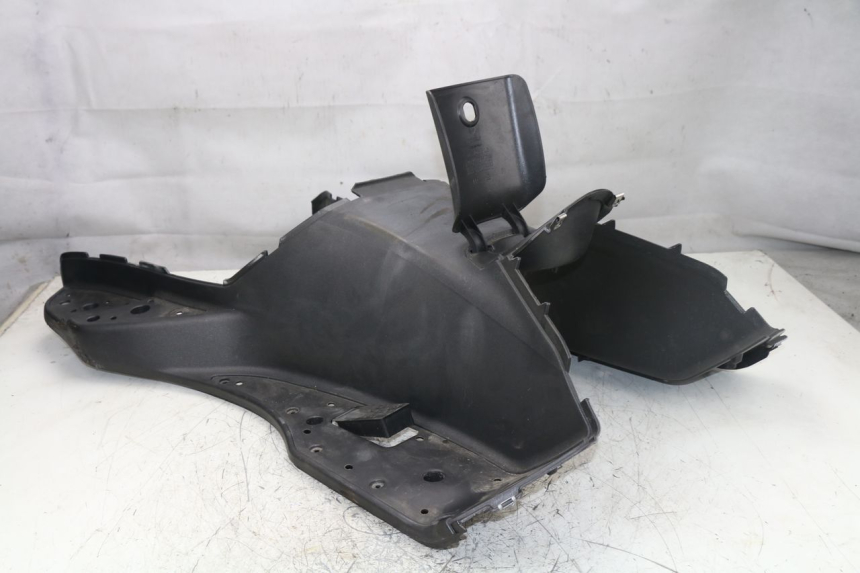 photo de TAPA REPOSAPIES APRILIA ATLANTIC S 125 (2010 - 2013)