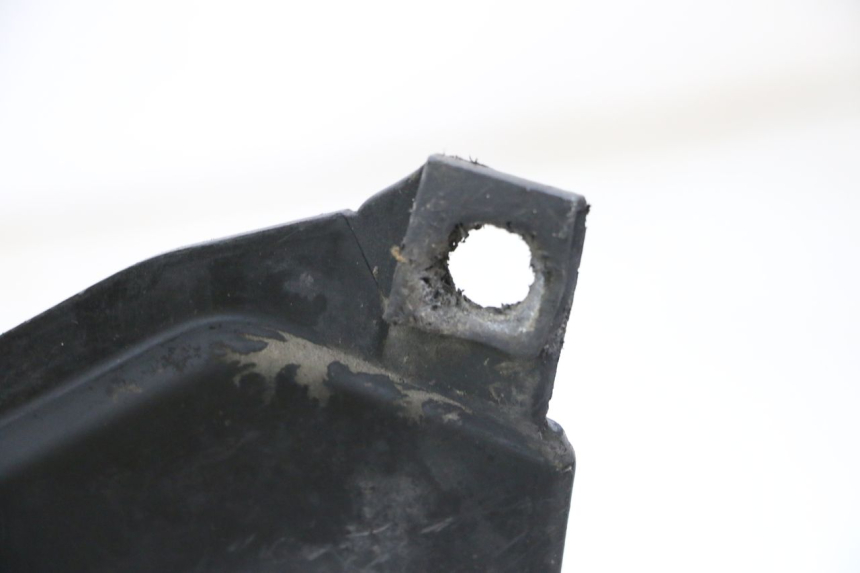 photo de ESTRIBO MBK BOOSTER SPIRIT 50 (2004 - 2017) - Primer plano de alta resolución