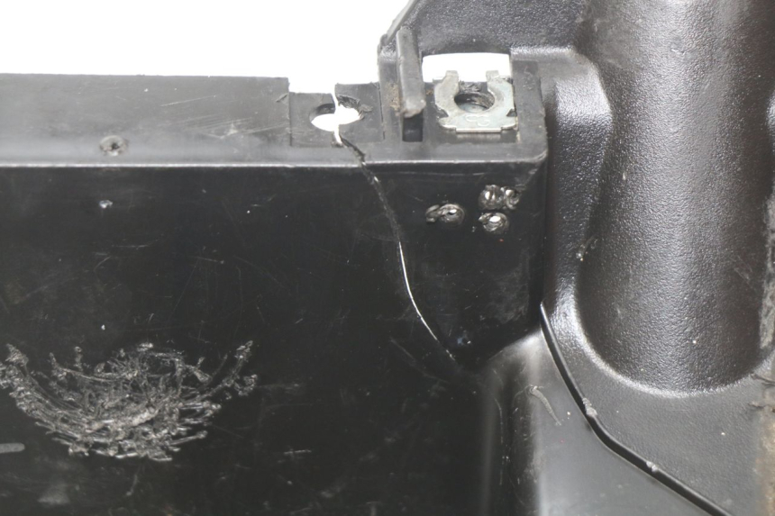 photo de TAPA REPOSAPIES MBK BOOSTER SPIRIT NAKED 50 (2004 - 2017)