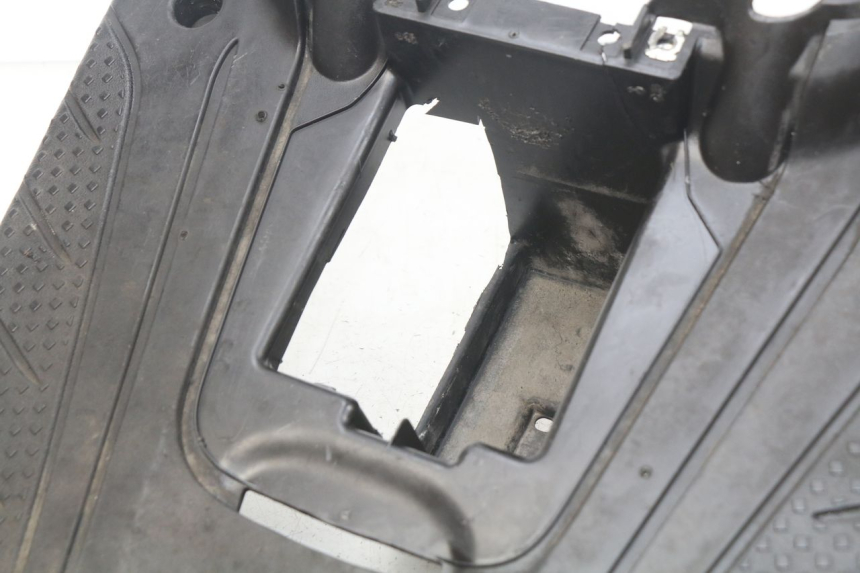 photo de TAPA REPOSAPIES MBK BOOSTER SPIRIT NAKED 50 (2004 - 2017)